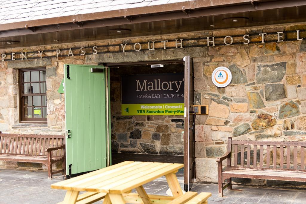 Yha Snowdon Pen-Y-Pass Hostel Llanberis Εξωτερικό φωτογραφία